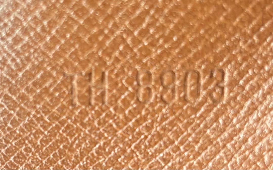 C1070 LOUIS VUITTON ルイヴィトン クラッチバッグ バッグ