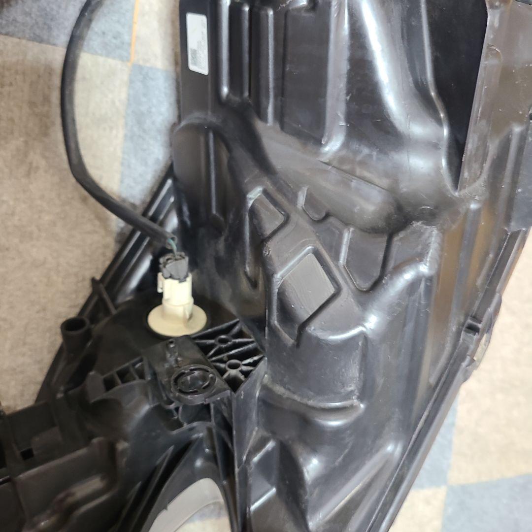 【日産 ノート E12】ハロゲンヘッドライト左右セット