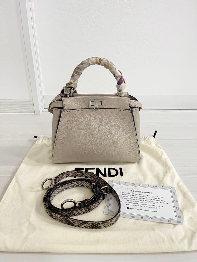 ⚪︎FENDI⚪︎ フェンディ ピーカブー ミニ セレリア パイソン 2way