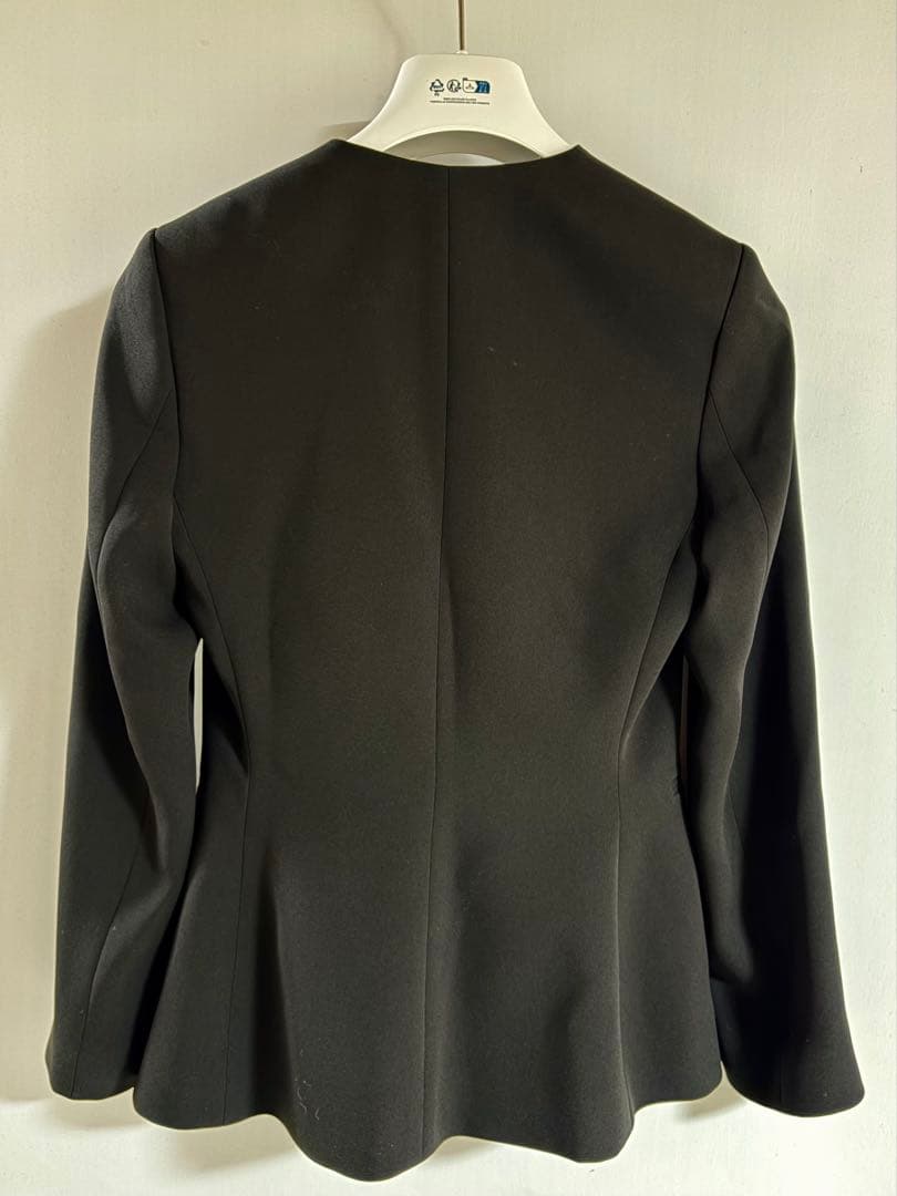 新品 theory ノーカラージャケット 00 ブラック