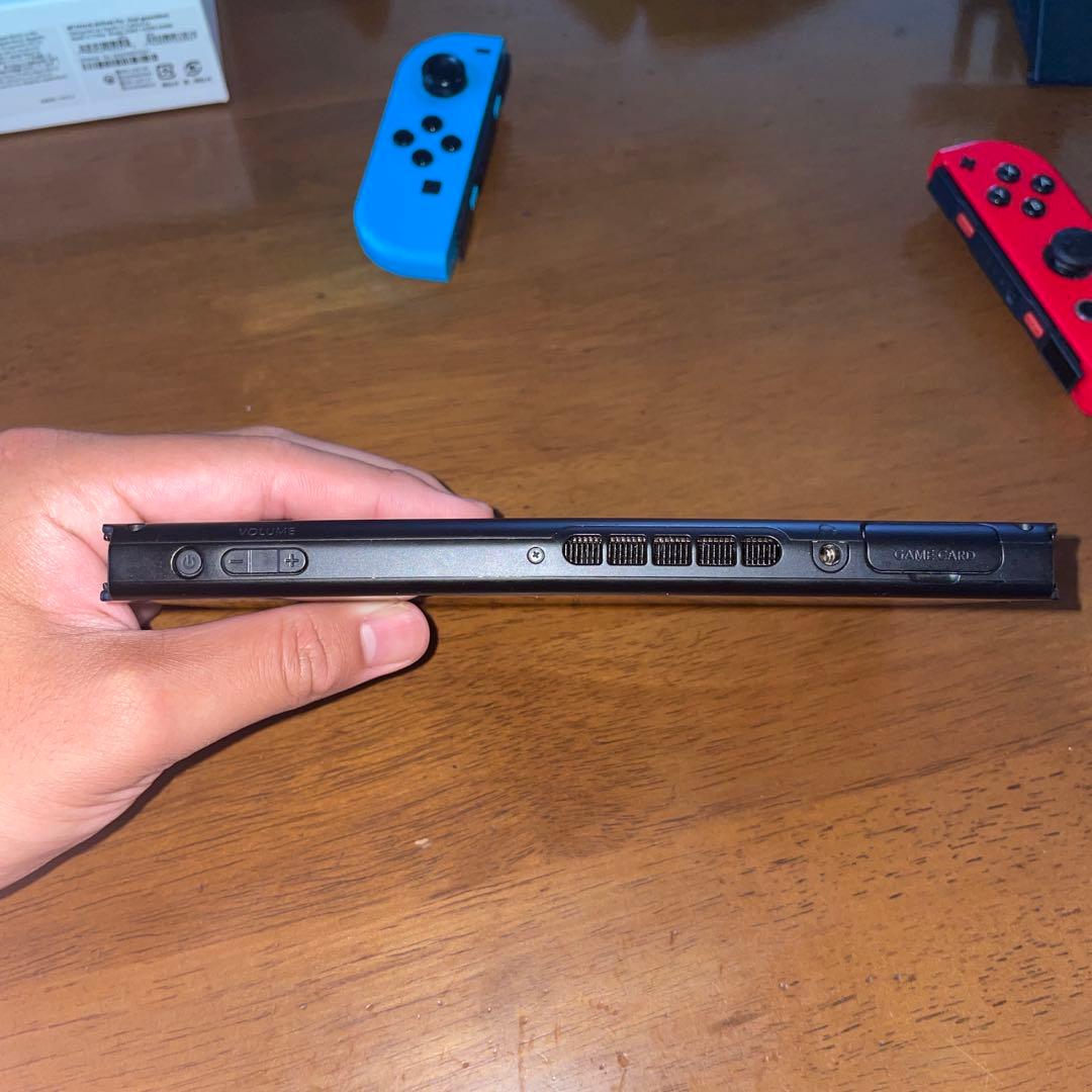 フ*ー様 Nintendo Switch ソフト3つ付き　動作確認済み