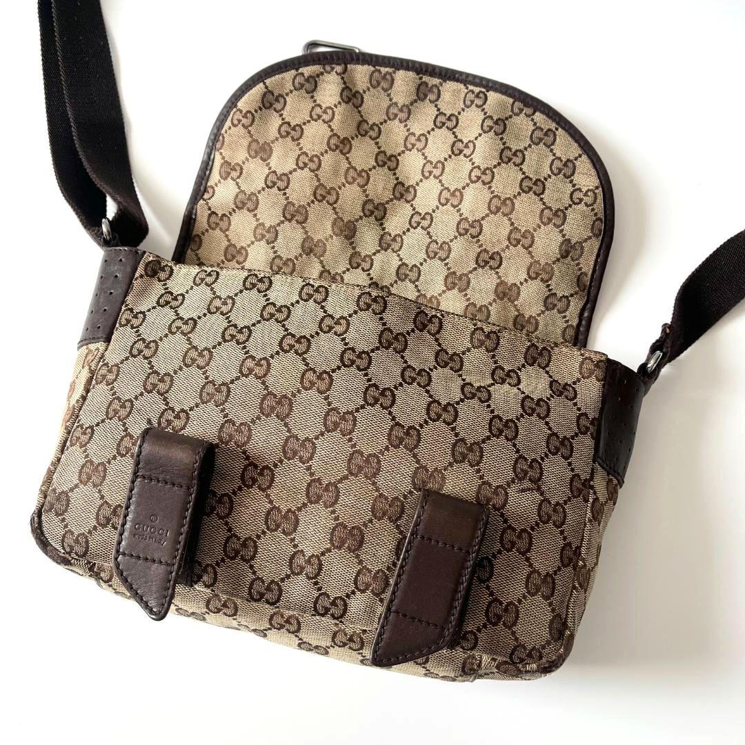 GUCCI グッチ GGキャンバス　ショルダーバッグ　メッセンジャー