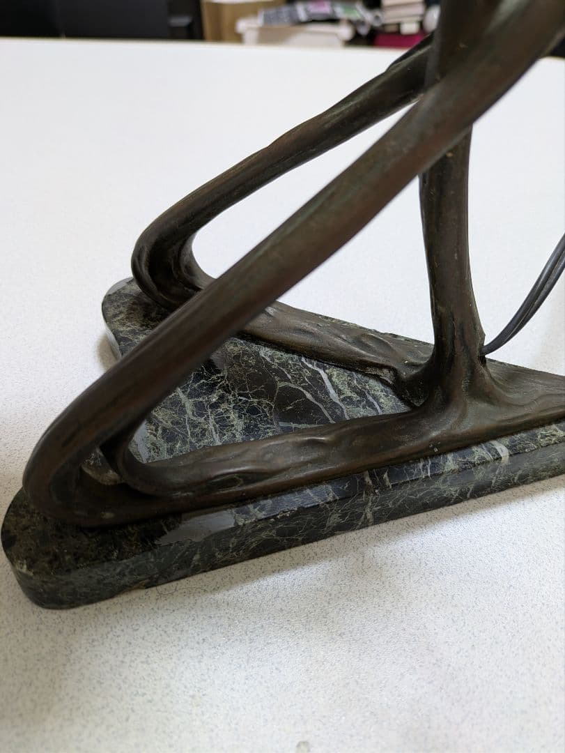 西洋アンティーク、アールヌーボーテーブルランプ