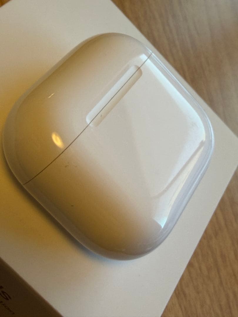 【AppleStore購入】AirPods4 アクティブノイズキャンセリング搭載