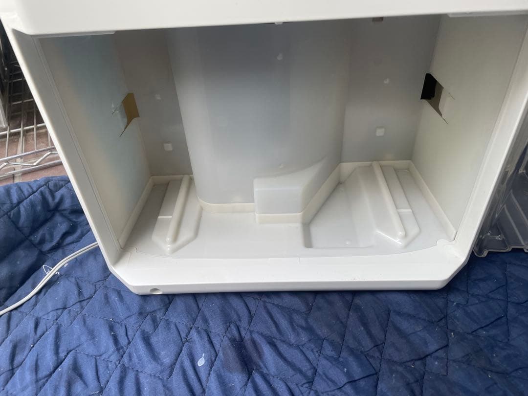 j*7様 CORONAどこでもクーラー 多機能 冷風・衣類乾燥・除湿機 CDM-