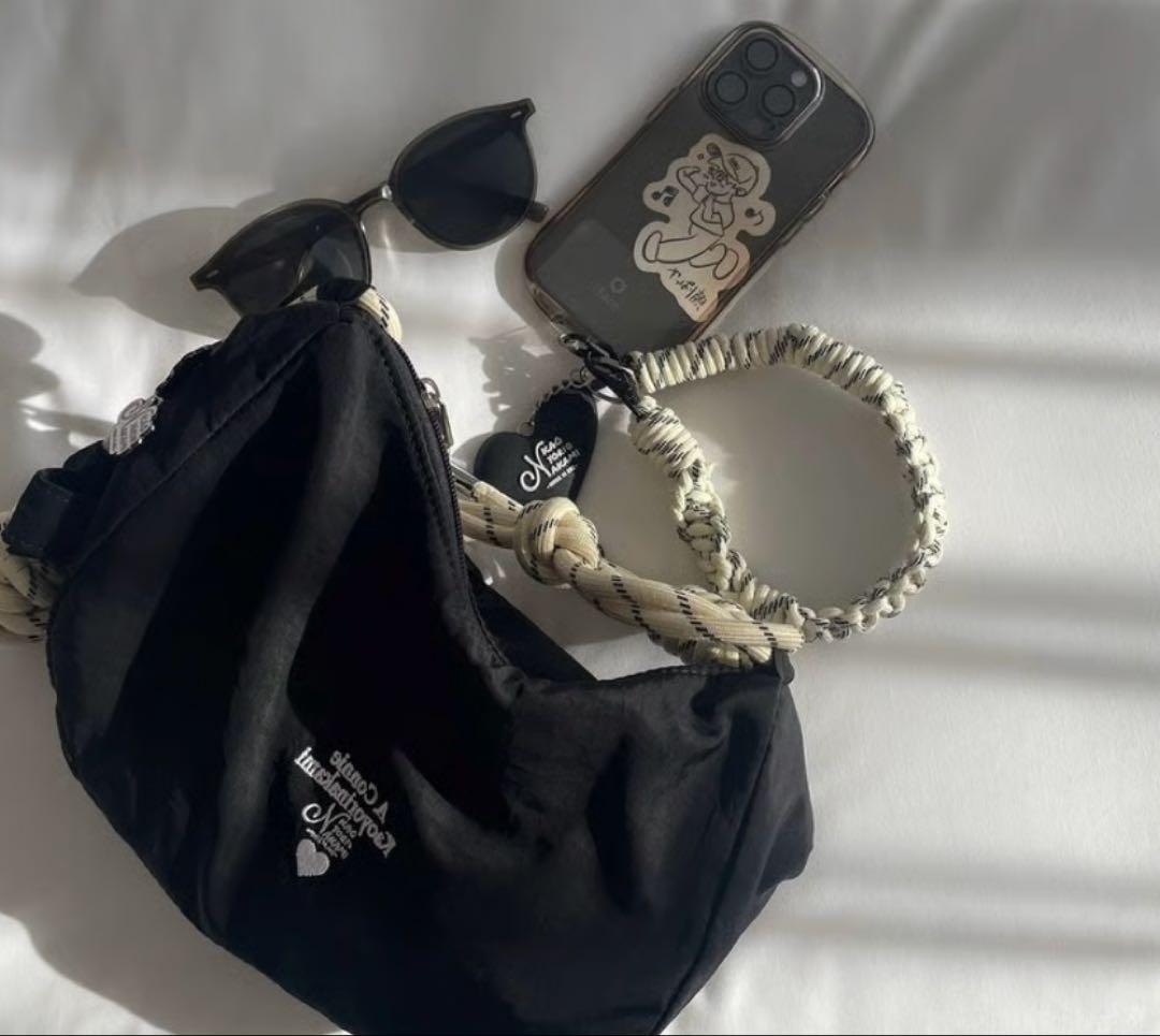 kaoyorinakami カオヨリナカミ ロープショルダーバッグ