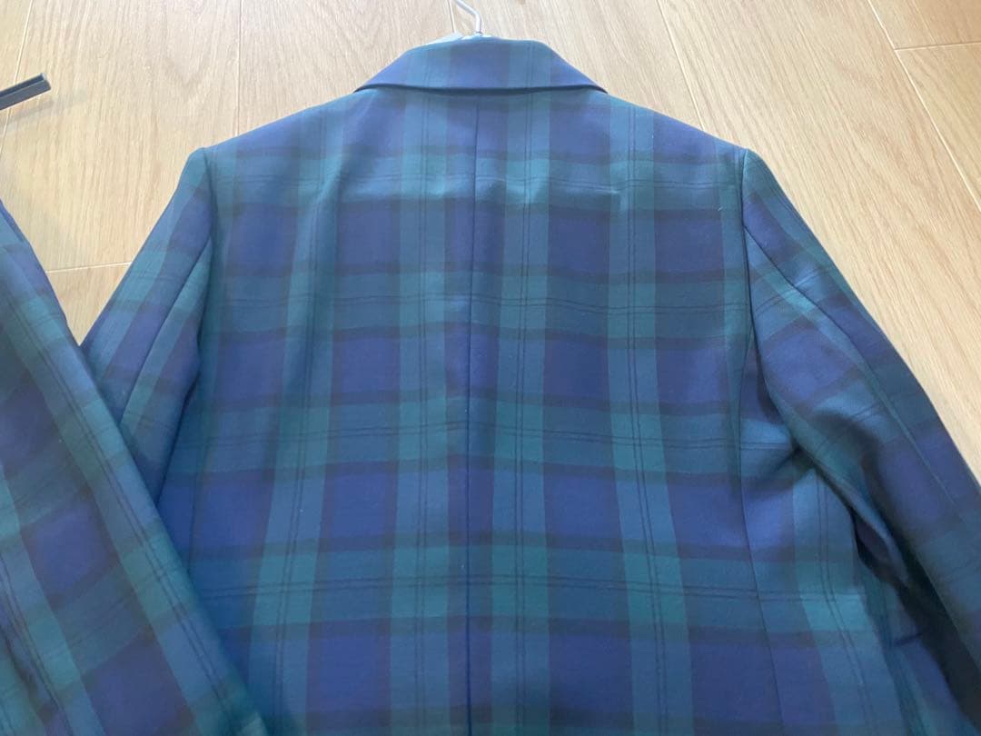 【新品未使用】タグ付き グリーンレーベルリラクシング　スーツセット130センチ