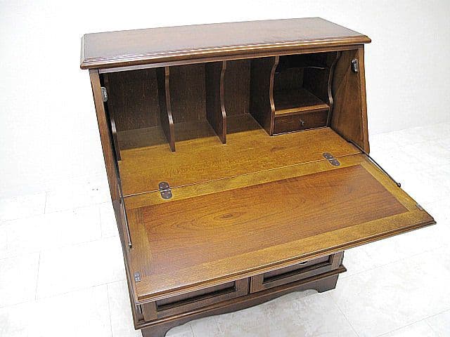 カリモク 「コロニアル」 ライティングビューロー 　書斎机/ライティングデスク