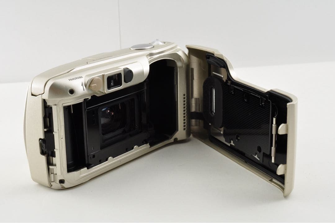 美品　OLYMPUS μ-ii mju 115 VF ＋Nikon L35 AD