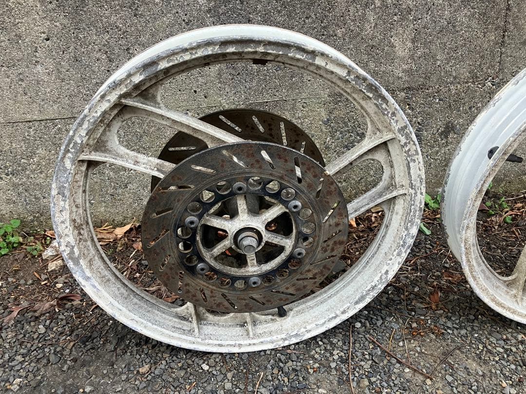 1XGフロント廻り、リアホイール18インチ