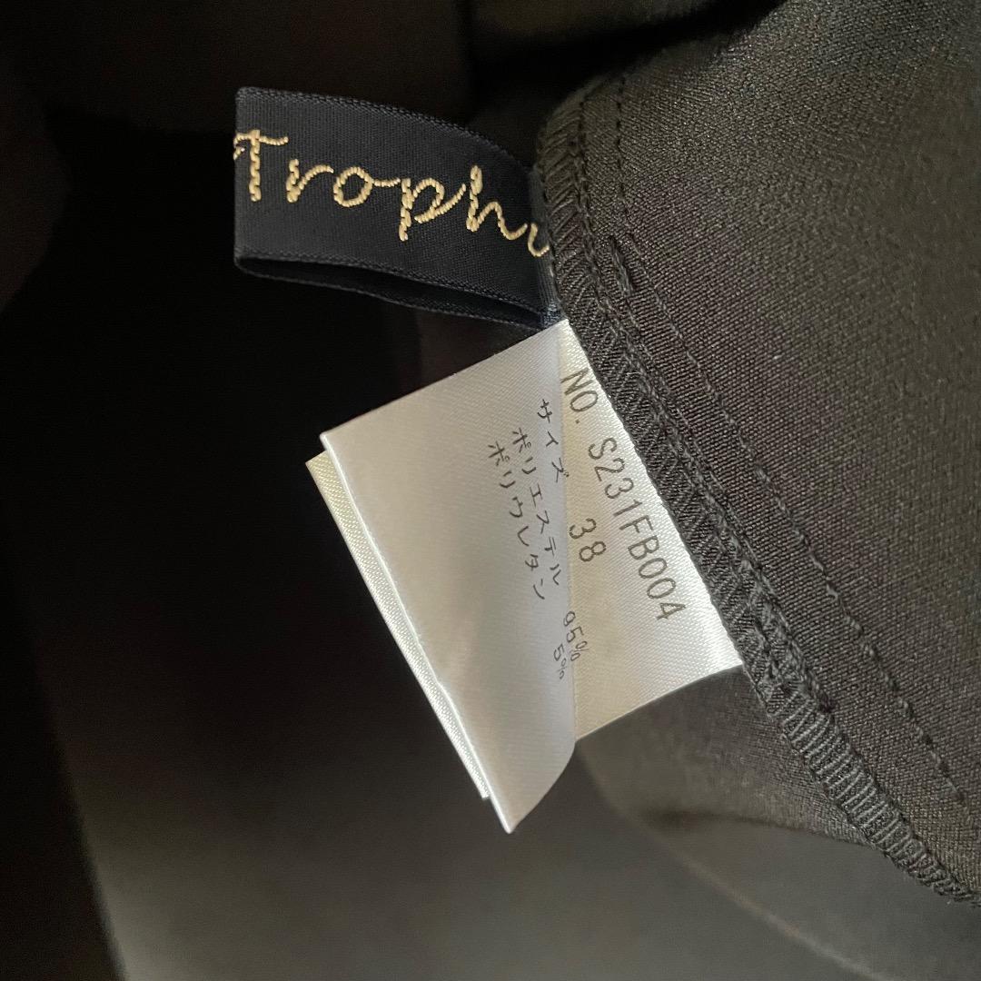 【ぱんだカート】シークレットトロフィー スカラップブラウス 黒