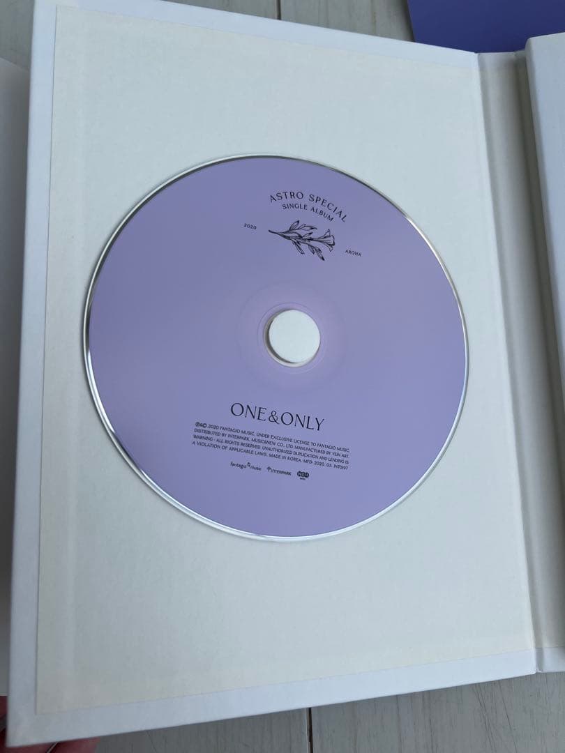 【希少入手困難 】ASTRO★ONE&ONLY チャウヌトレカ　メッセージカード