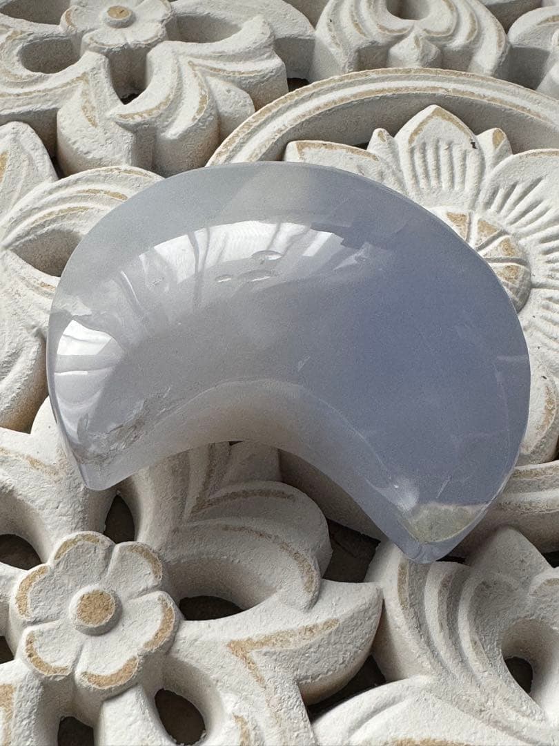 癒しのブルーカルセドニームーン⭐︎ミルキーブルーのやさしい輝き◎