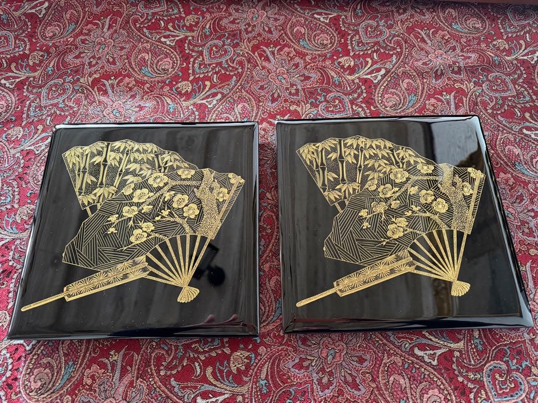 輪島塗（重要無形文化財）沈金二段重箱 重台付 木製共箱付き