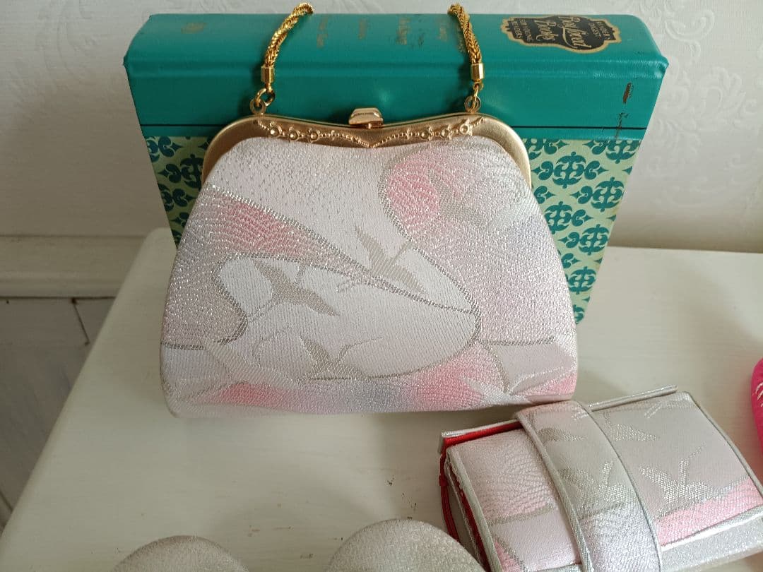 ☆白ブルーピンクに束ね熨斗の着物とキラキラ作り帯☆七五三７歳