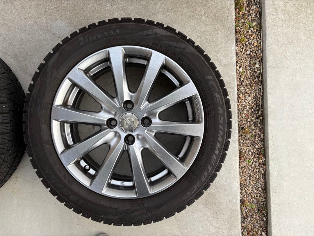 ラージャン様195/55 R16 スタッドレスタイヤ ホイールセット