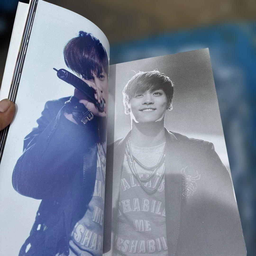 SHINee ジョンヒョン写真集 GLORIEUX CONQUERANT