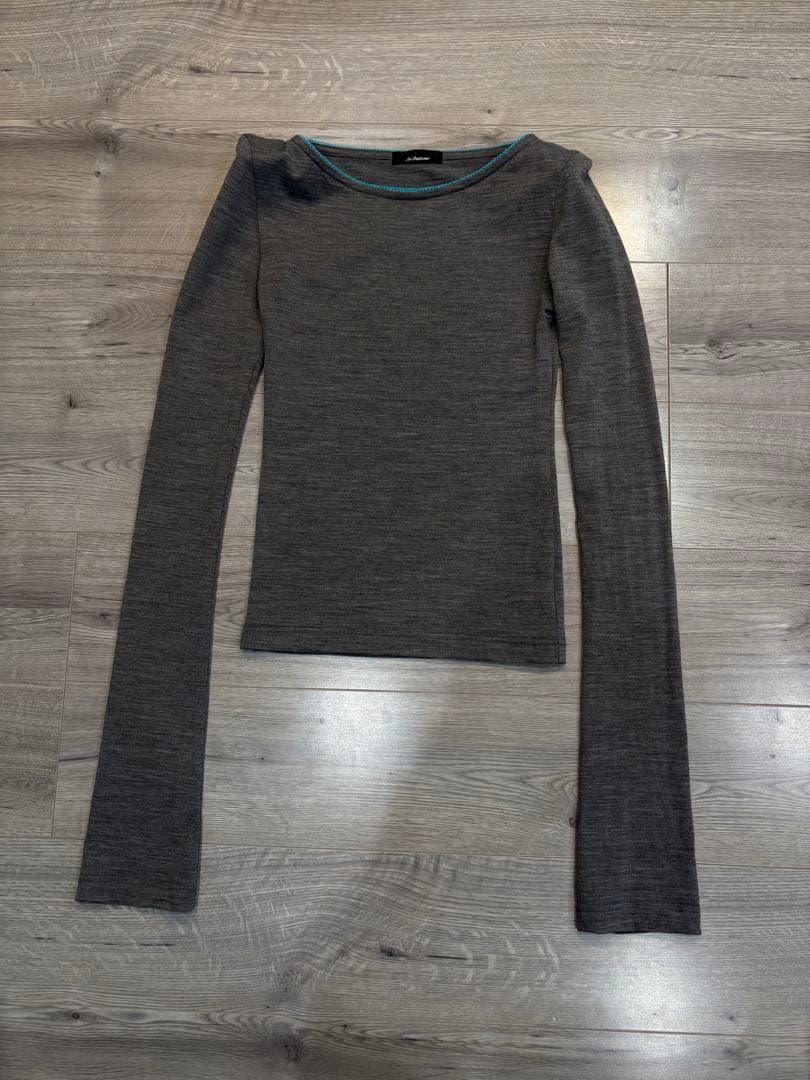 トップス ansdotsloevner