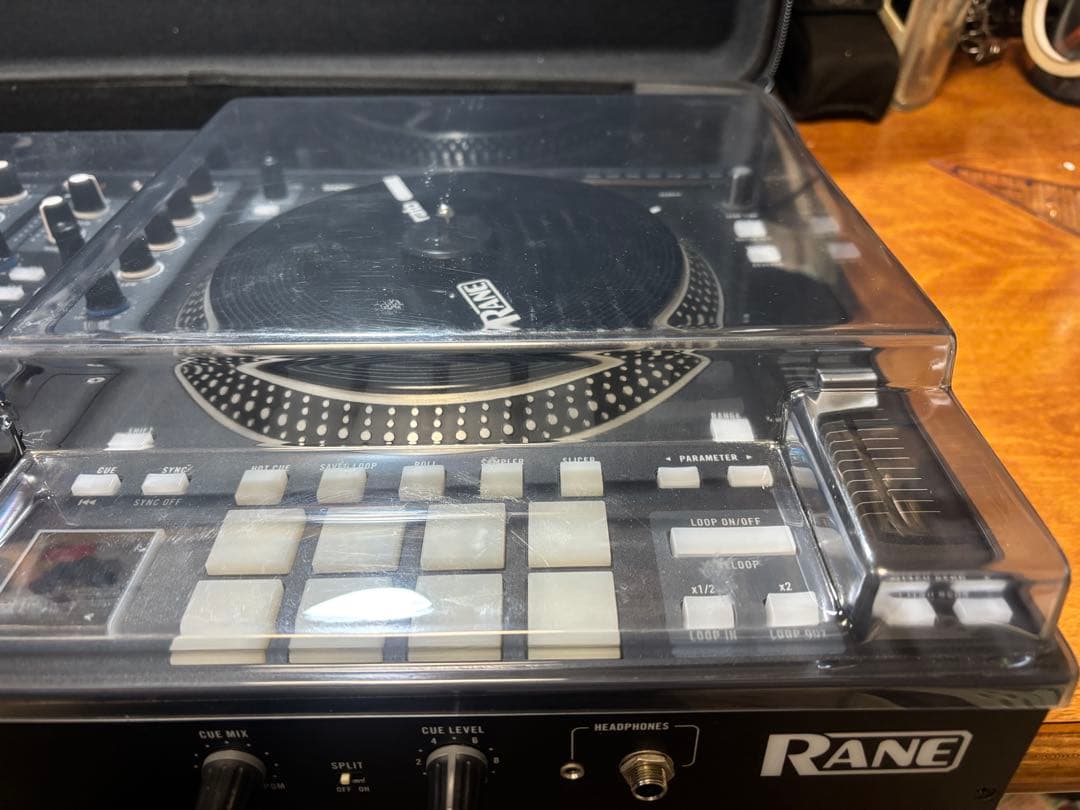 RANE ONE Serato/djayPro用コントローラ