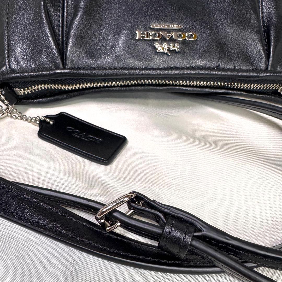 COACH コーチ　コレットレザースウィングパック　クロスボディ　超美品