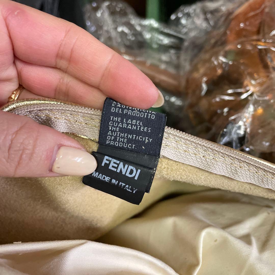 FENDI フェンディ　ゴールド　クッション　インテリア