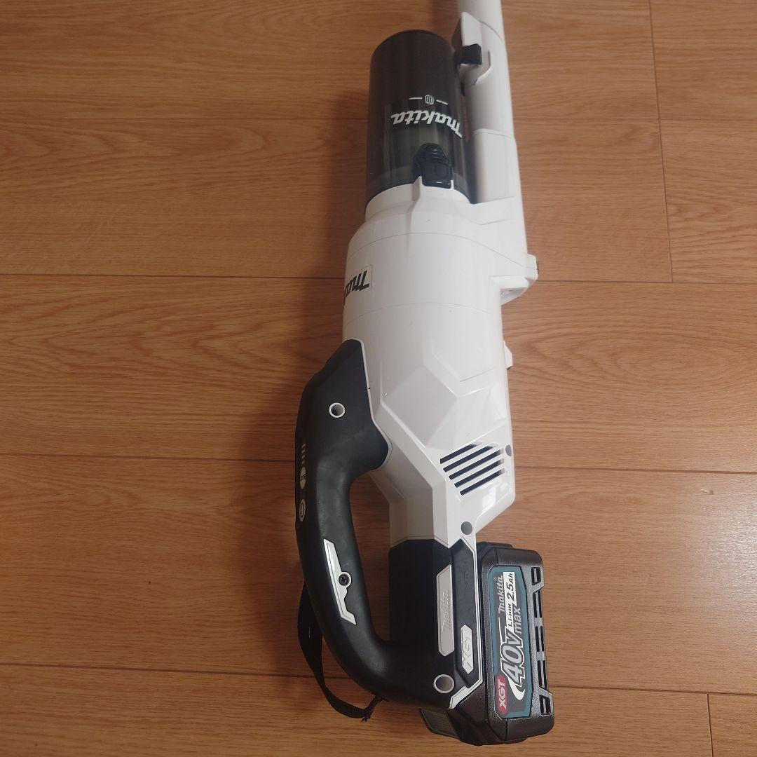 マキタ　cl003g 充電器バッテリー付き掃除機