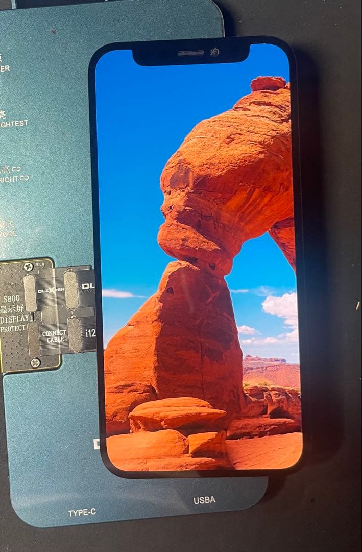 iPhone 12 PRO MAX 純正再生パネル 訳有り