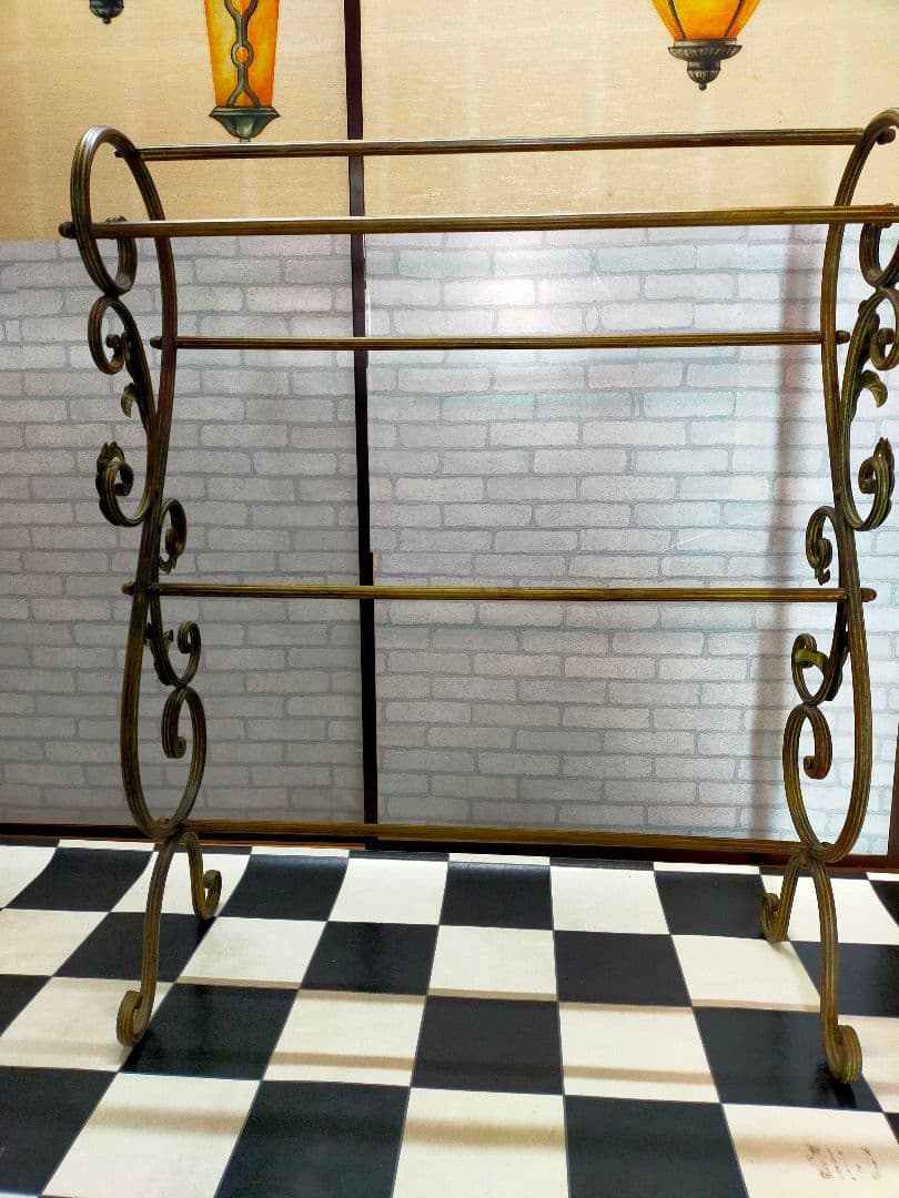 アンテーク風金属製衣類ラック、タオル掛、タオルラック