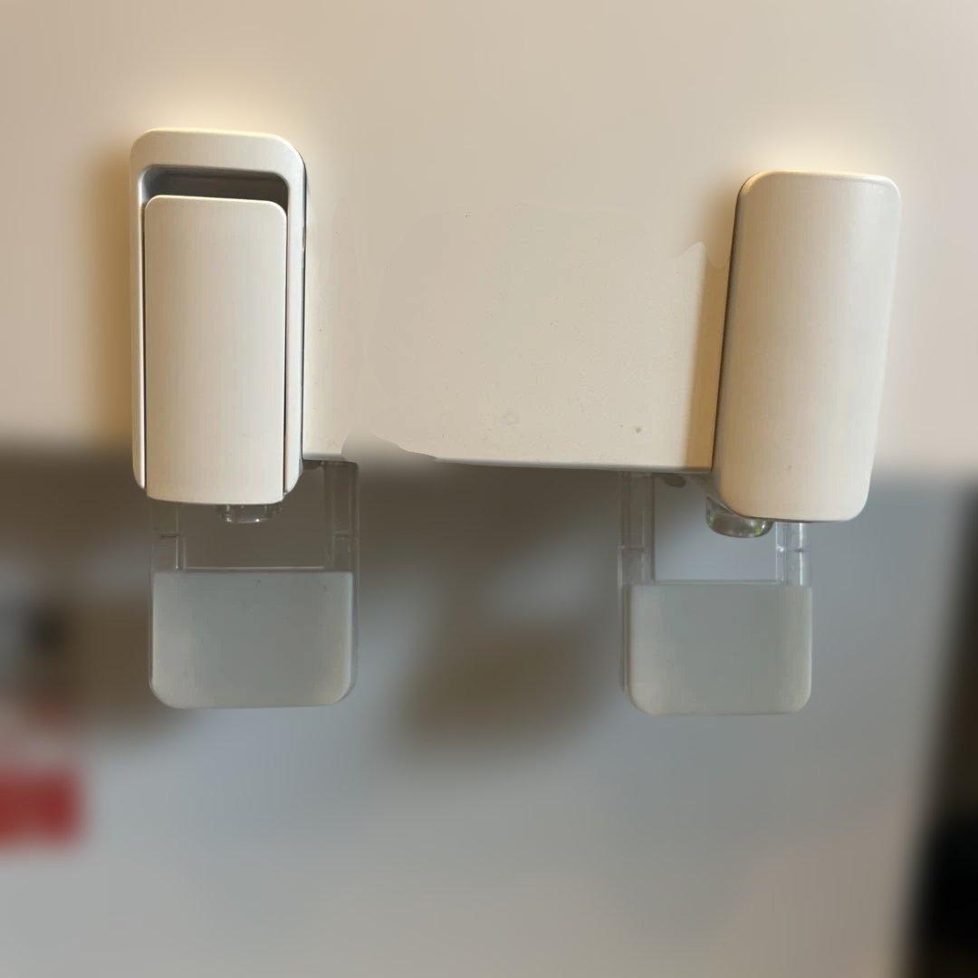 PREMIUM WATER 浄水器 スリムデザイン　ホワイト　入電確認済み