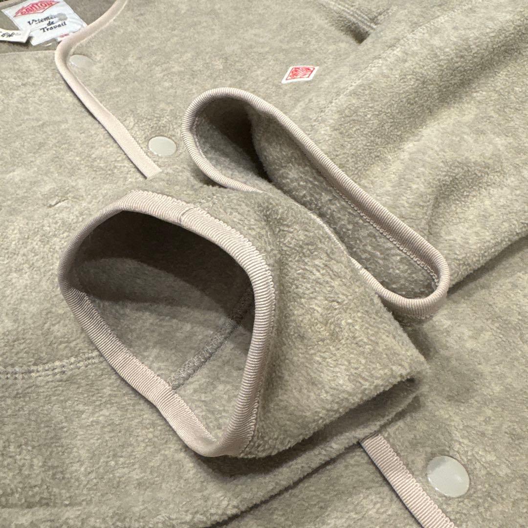 【クリーニング済】DANTON ダントンノーカラーフリースジャケット38ナチュラ