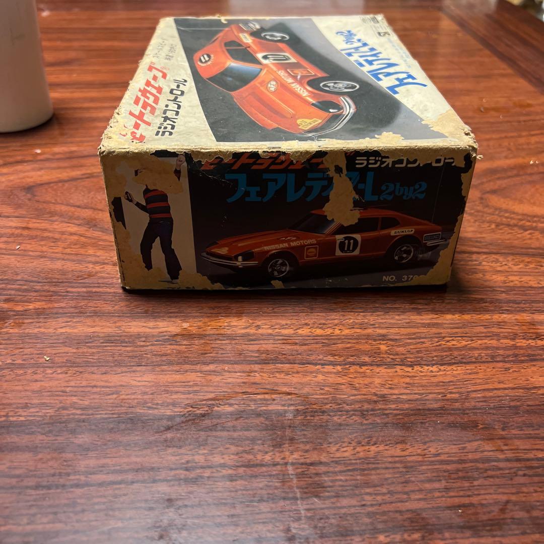 Nissan フェアレディZ ラジオコントロール