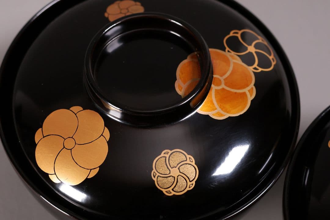 漆芸 木製漆器 捻り梅 金蒔絵 黒塗 御椀 二客 茶懐石道具【MA774】