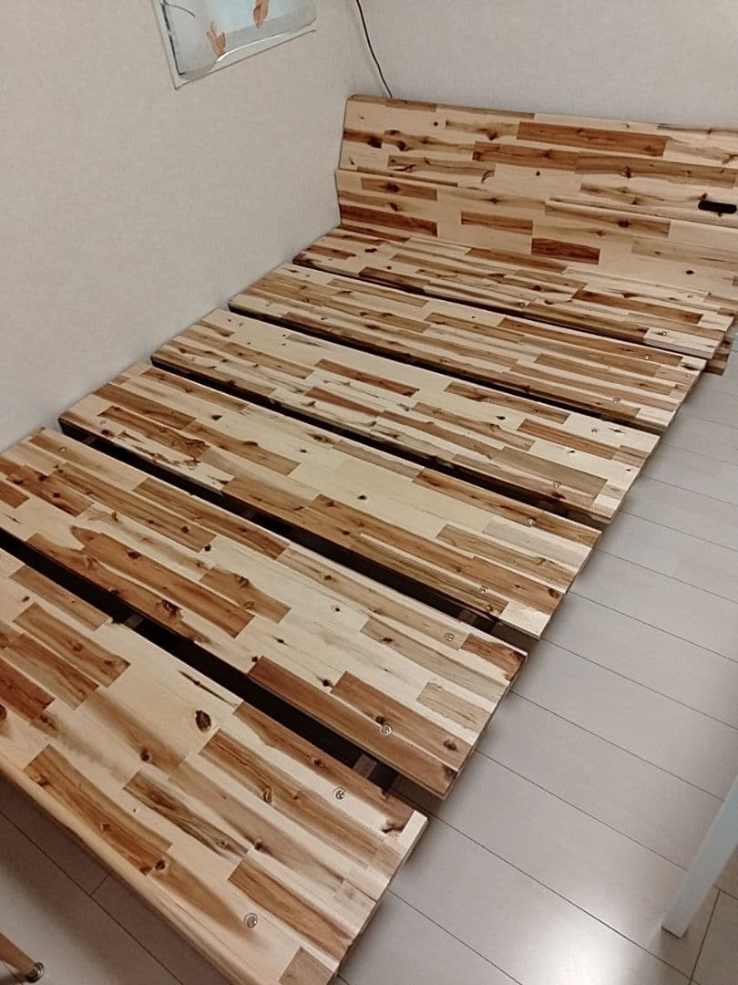 美品 モーブル ダブルベッド 無垢 木製 フレーム ロータイプ コンセント