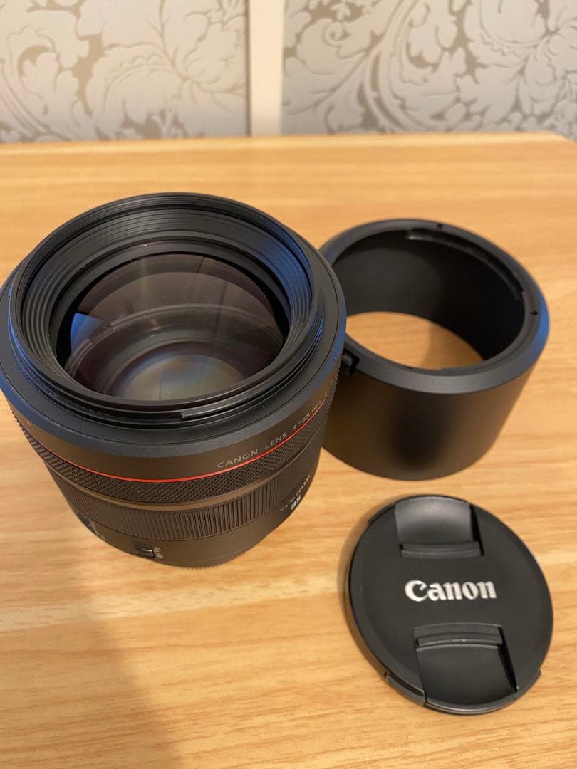 【レンズフード付】RF85mm F1.2 L USM DS
