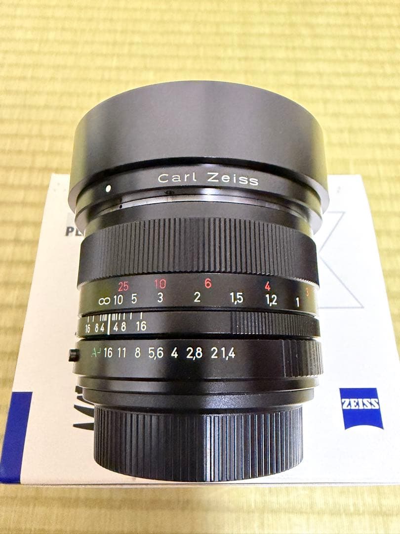Carl Zeiss Planar T* 1.4/50 mm ZKレンズ