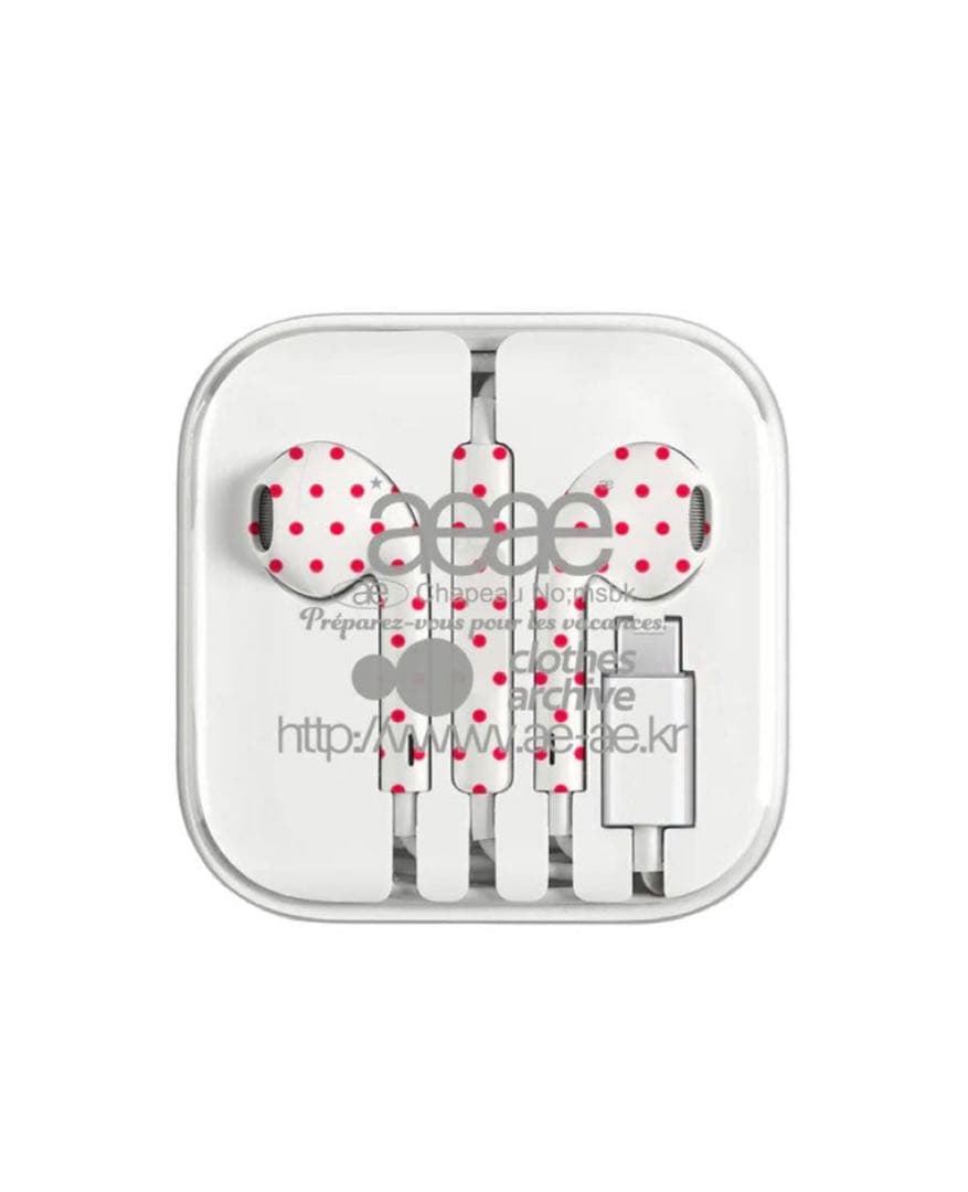 【匿名配送】aeae 有線イヤホン ドット柄 ホワイト/レッド USB-C