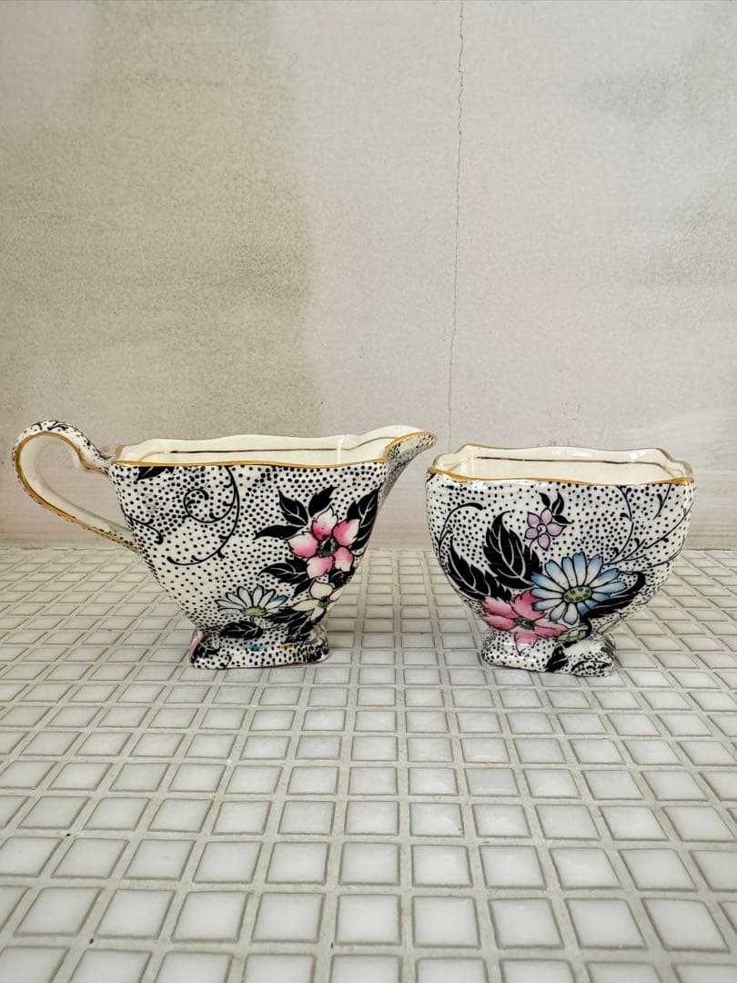 ビンテージ　 WINTON チンツ柄クリーマーとシュガーポットセット