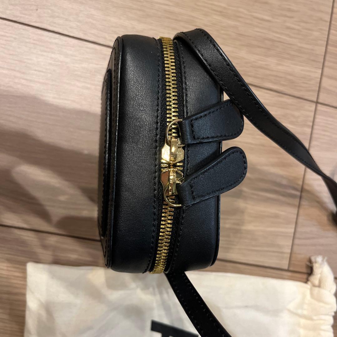 a.p.c. ルイゼットスクエアショルダーバッグ