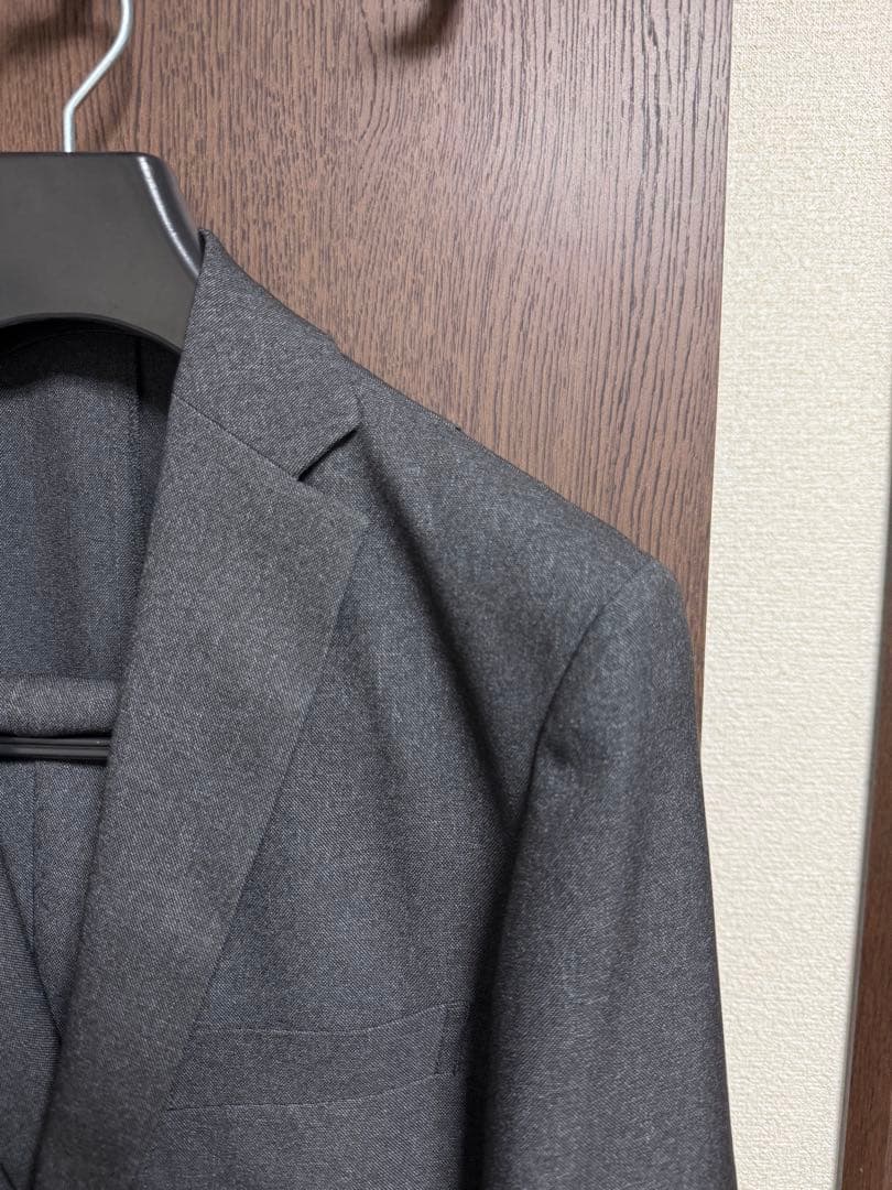 Mサイズ新品未使用！人気！お洒落ストレッチ最新セットアップスーツ！定番グレー！