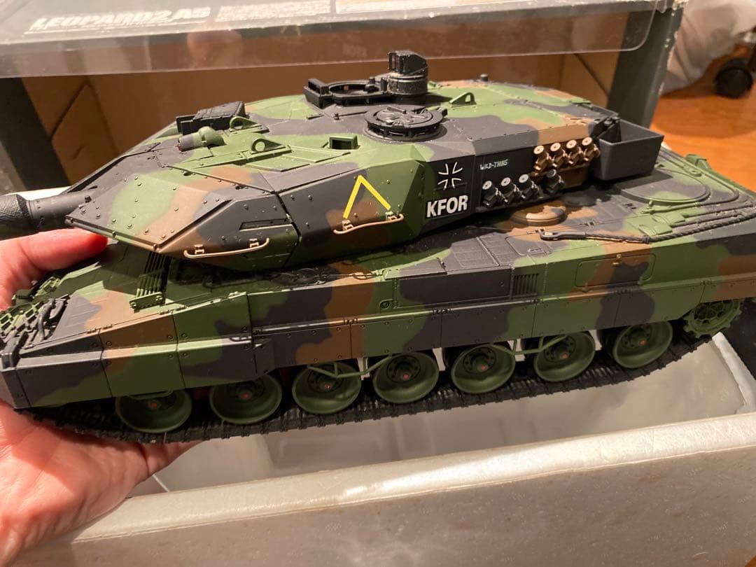 東京マルイ バトルタンク レオパルト2