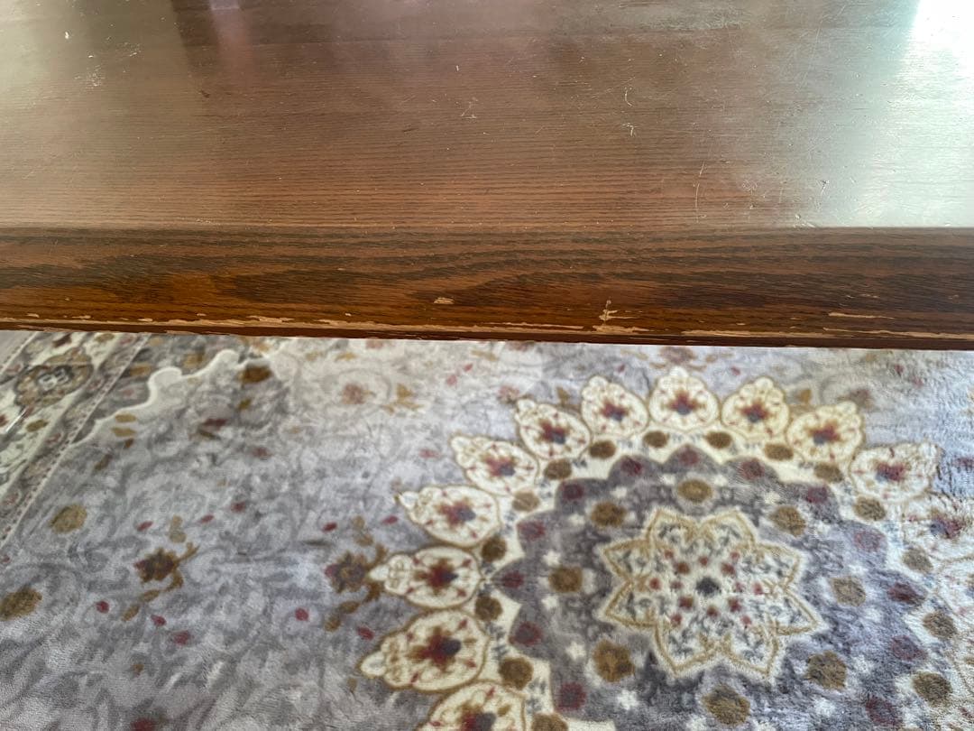 ダークブラウン シラカワの木製ダイニングテーブル