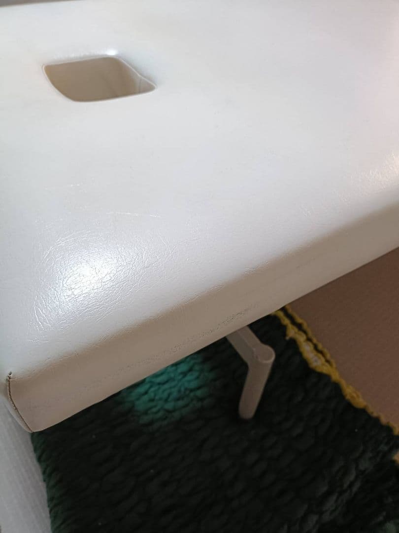 レオにゃんこ様　タカラベルモント　業務用エステ・マッサージベッド　電動昇降式