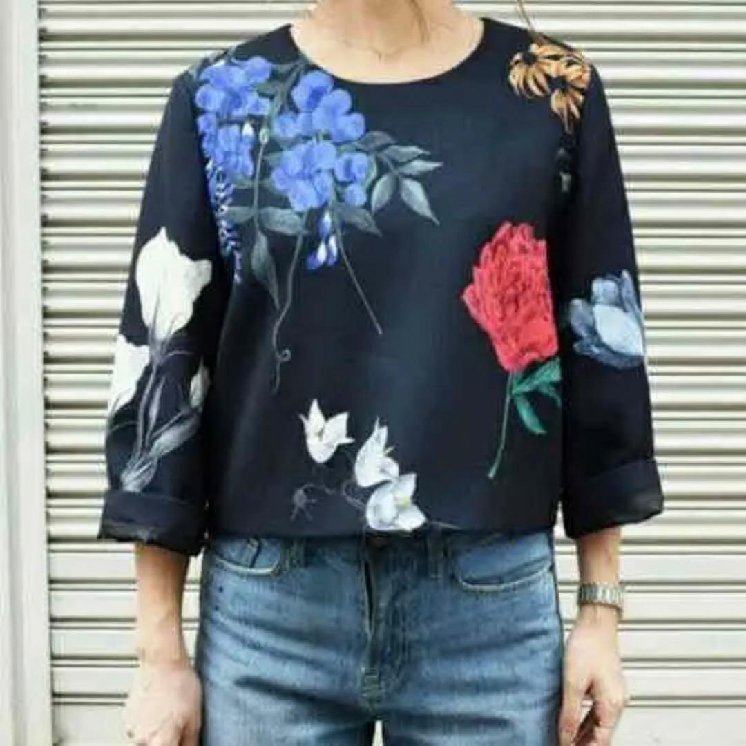 希少 即完売 AMERI アメリ ビンテージ　アマンダ花柄トップス