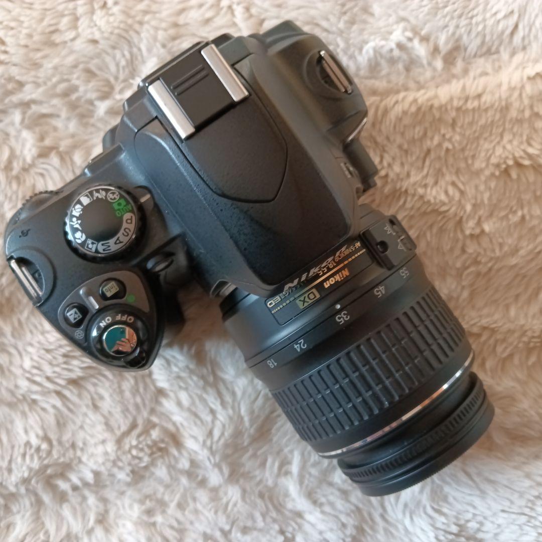 Nikon D40デジタル一眼レフ 18~55ミリ標準ズームセット[美品]