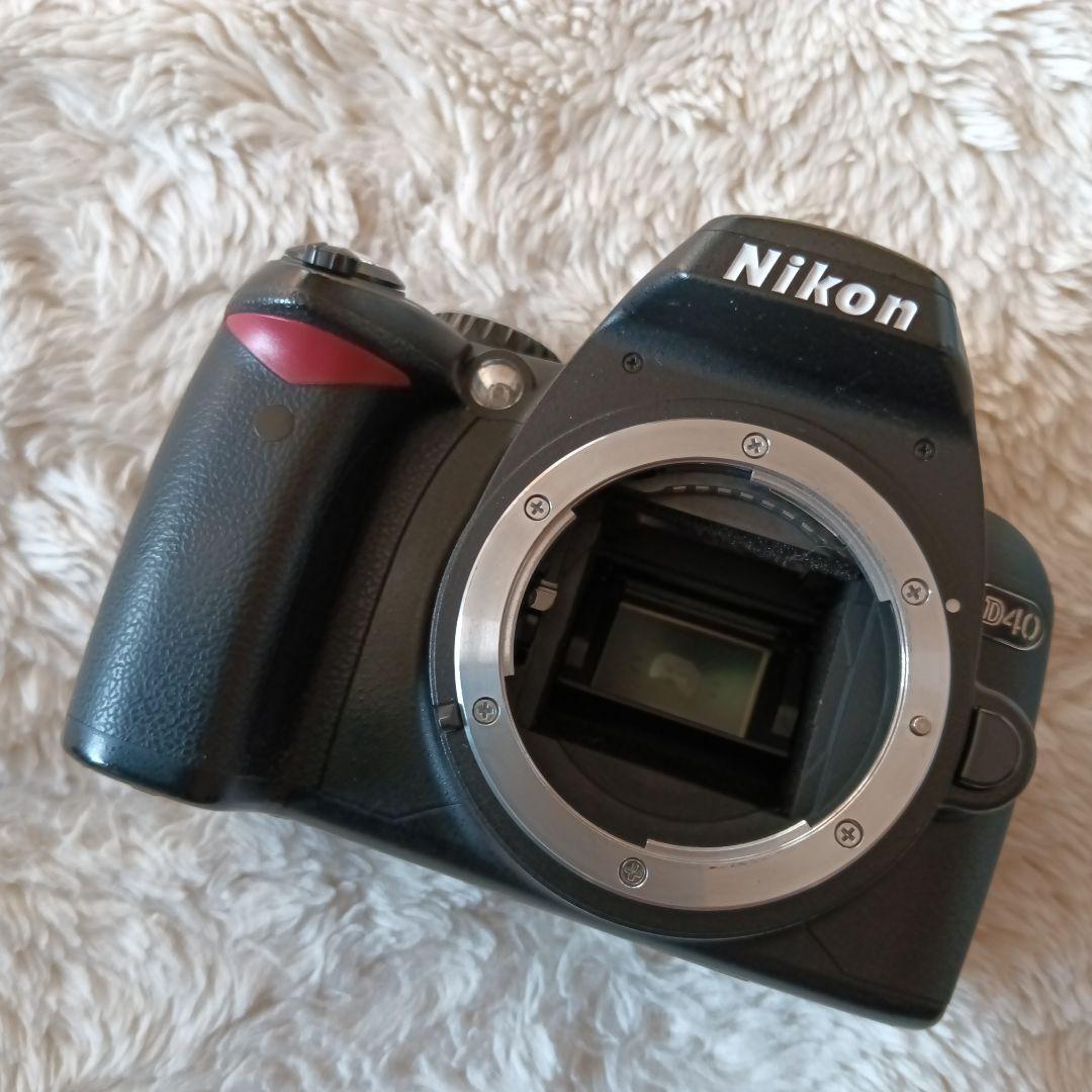 Nikon D40デジタル一眼レフ 18~55ミリ標準ズームセット[美品]