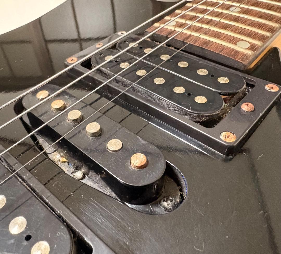 Y【ジャンク】難あり Ibanez エレキギター RG170BK アイバニーズS