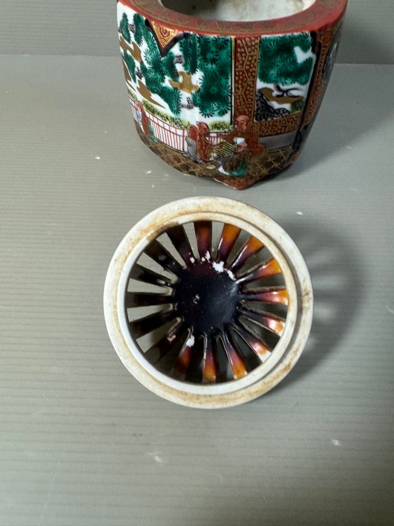 2477 九谷焼　庄三　香炉