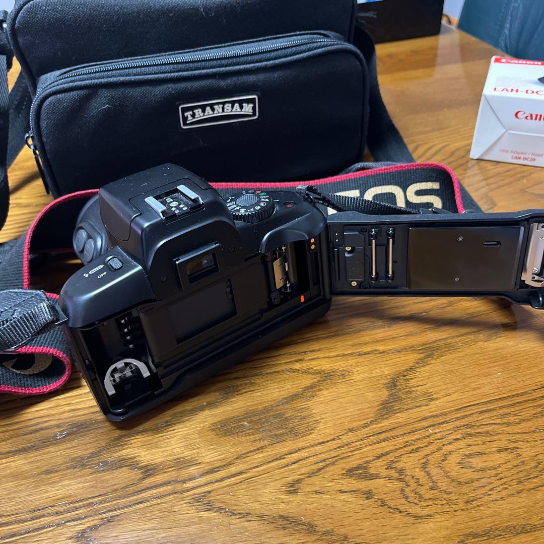 Canon EOS 700D 一眼レフカメラ TRANSAM バッグ付き