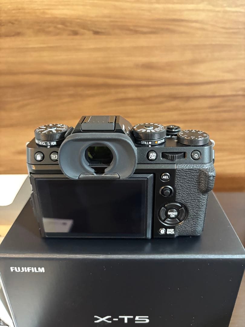 FUJIFILM X-T5 ミラーレス一眼カメラ