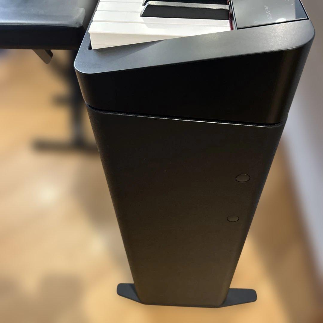 美品CASIO 電子ピアノ【PX-S1100】2021年製　スタンド付